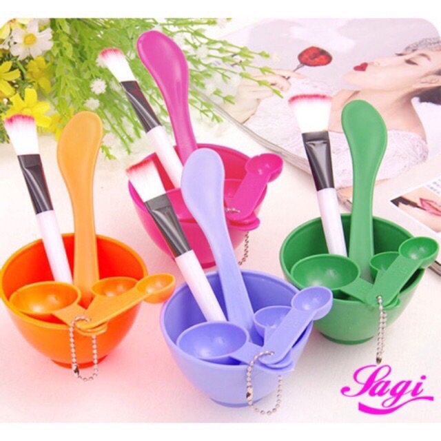 BỘ DỤNG CỤ PHA BỘT ĐẮP MẶT