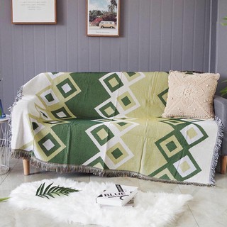 Thảm hoạ tiết Ruby xanh lá decor phòng ngủ, phòng khách