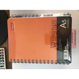 SỔ LÒ XO BÌA NHỰA SAU A5 240 TRANG (8592)