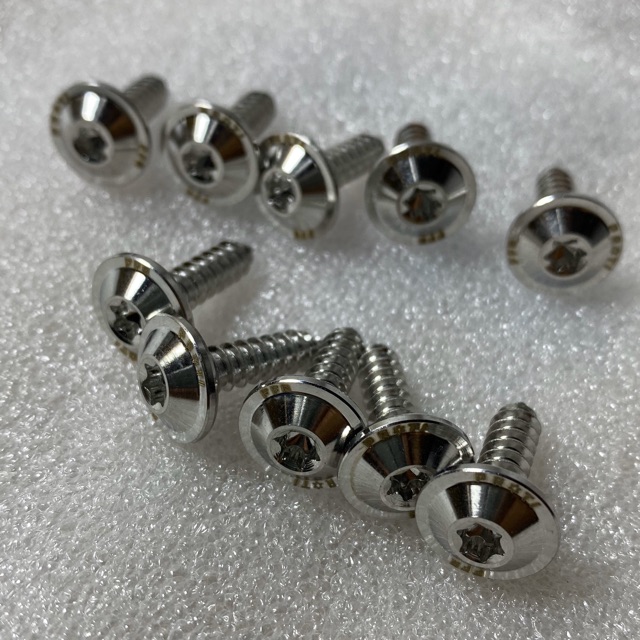 ốc inox proti dàn áo