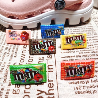 Sticker dán dép cross / nút gắn hkdesign mẫu kẹo M&amp;M [3,5mx2cm]