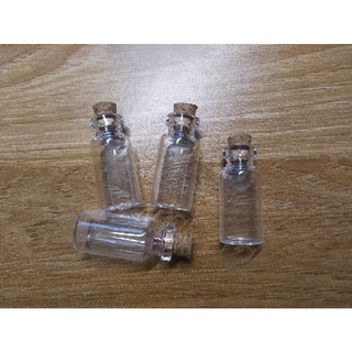 Lọ thủy tinh 3ml (kèm nút bấc - không kèm móc khóa)