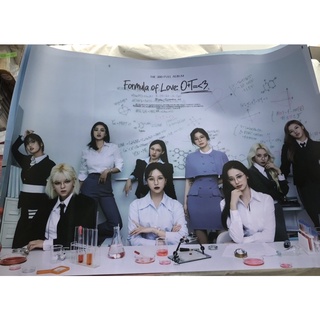 Ảnh khổ lớn l Poster Formula of love của TWICE