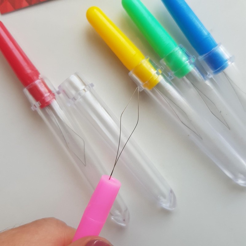 Dụng cụ xỏ chỉ(Set 5 cây )