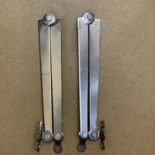 2 cái Chống giò gà / chống cửa sổ bật