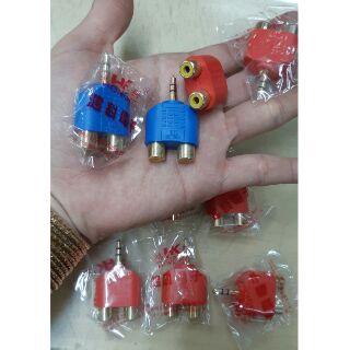Jack chuyển 3 li stereo ra 2 hoa sen - giá 2 cái 30k