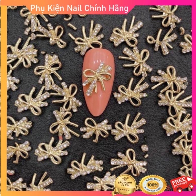 Charm Nơ Hot