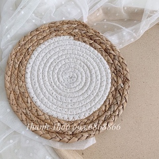 Thảm cói chụp hình
