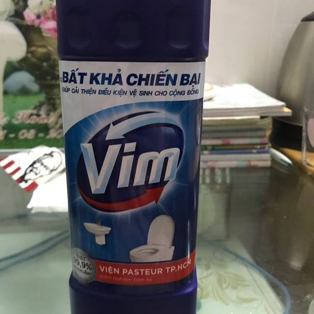 Nước tẩy tolet vim 880ml
