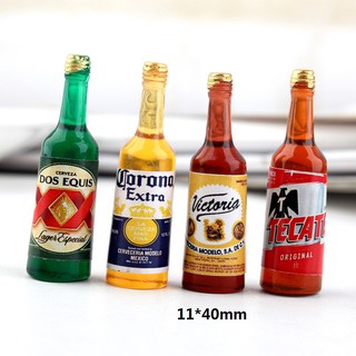 Mô hình chai bia phụ kiện trang trí nhà búp bê