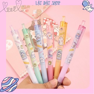 Bút bi mực đen hoạ tiết cô gái  Bút bấm ngòi 0,5mm
