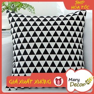 Gối tựa sofa Mary Décor - họa tiết Tam giác đen G-F02