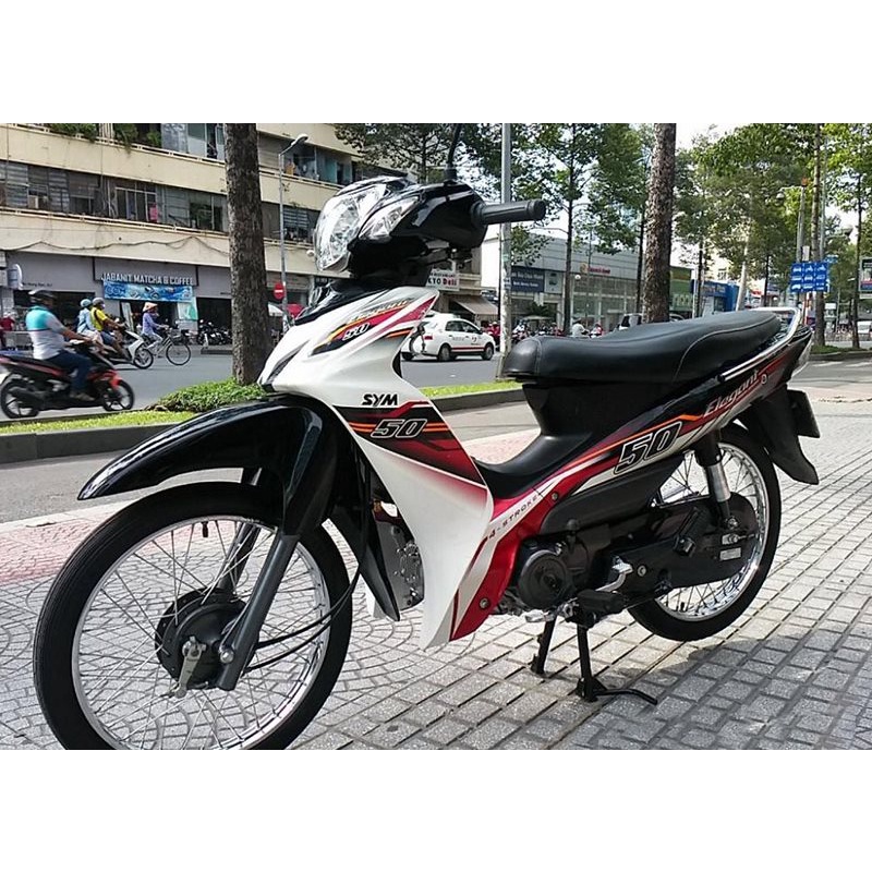 Tem elegant 50cc trắng đỏ đen
