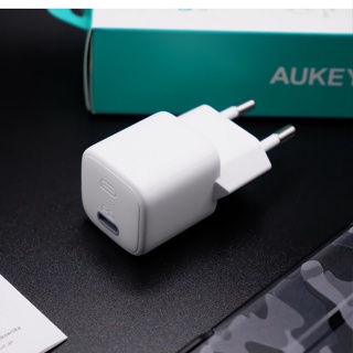 Củ sạc Aukey 20W PA-B1 Cổng sạc Type-C công suất đầu ra 20W tương thích với nhiều dòng smartphone hiện nay