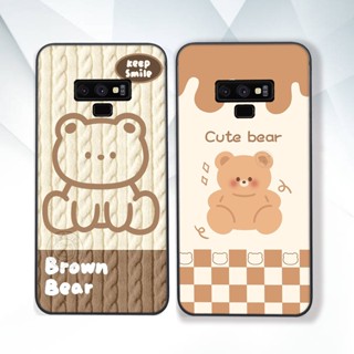 Ốp lưng Samsung NOTE 9 hình phi hành gia, Brown be@r , smile happy