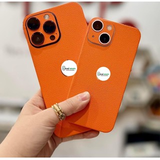 Miếng dán skin Full Viền Vân Da Màu Cam 3M 14 pro max , 14 pro , 13 pro max , 12 pro max , 11 pro max - FukiShop
