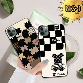 Ốp Iphone 11 / 11 Pro / 11 Pro Max In Hình Họa Tiết Ca Rô Kẻ trái tim đẹp dễ thương