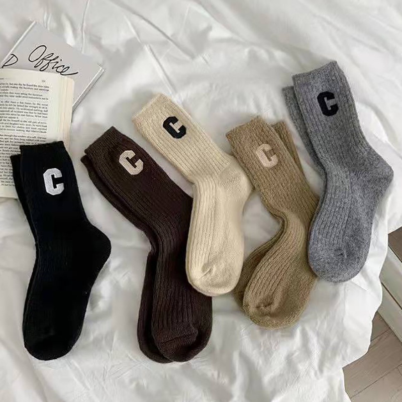 Tất Cổ Cao Vớ Cổ Cao Nữ Họa Tiết Chữ C Nhiều Màu Phong Cách Mới Vải Cotton Mềm Mịn Co Giãn Thời Trang
