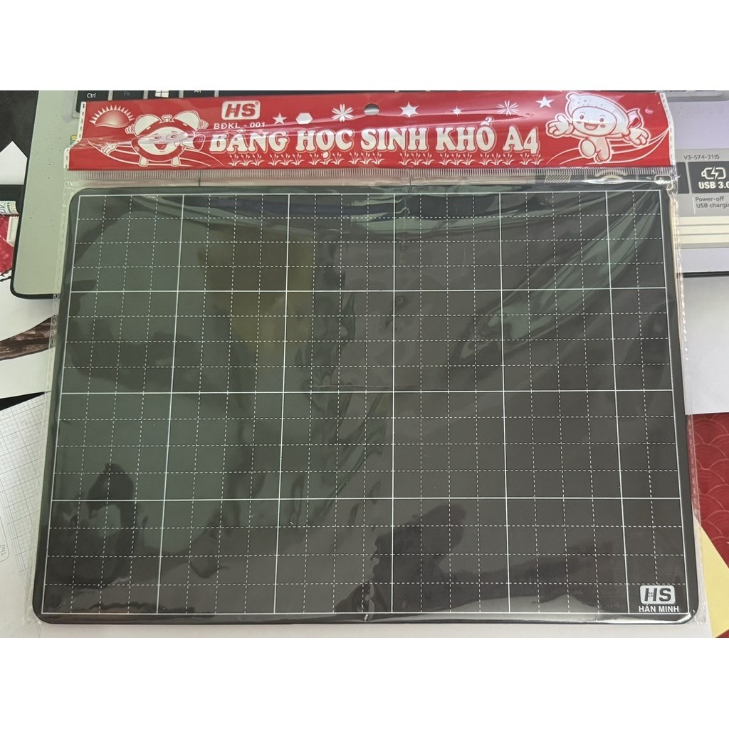 Bảng phấn học sinh 4 Ô Ly