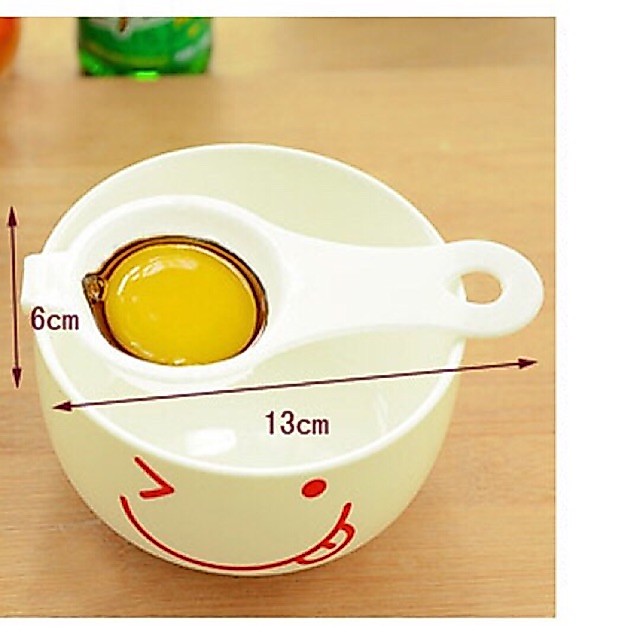 Dụng cụ tách lòng đỏ