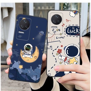 Ốp lưng Xiaomi REDMI K50 hình phi hành gia, Brown be@r , smile happy