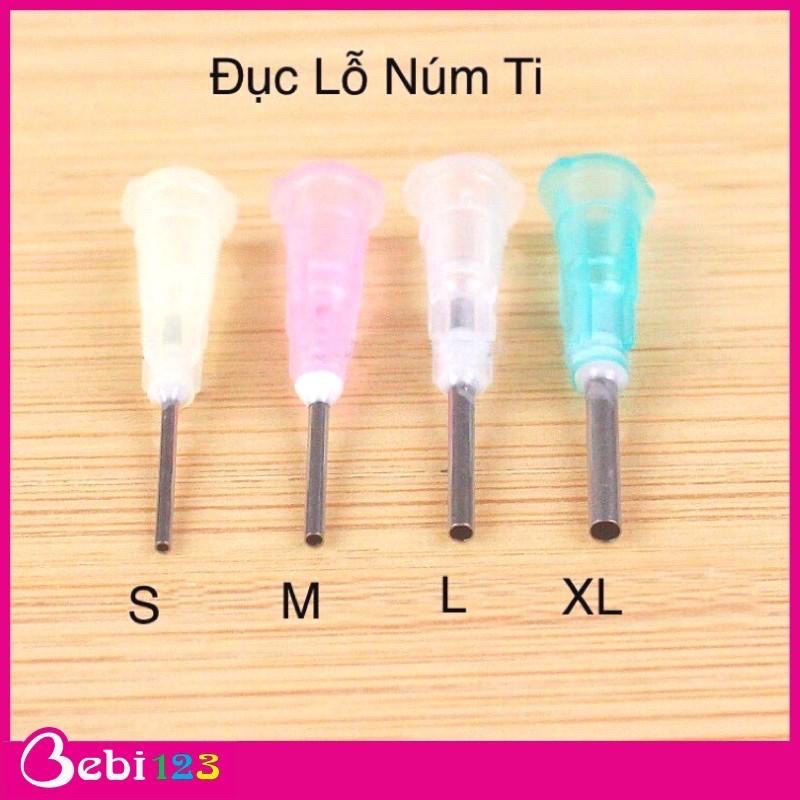 Đục núm ti bình sữa