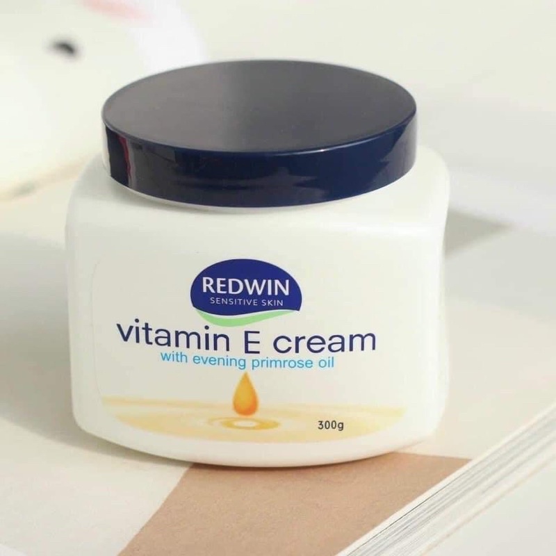 ( Mẫu Mới) Kem Dưỡng Redwin Vitamin E Cream 300g,Dưỡng Ẩm cho Da Giúp Da Mềm Mịn Da Của Úc.