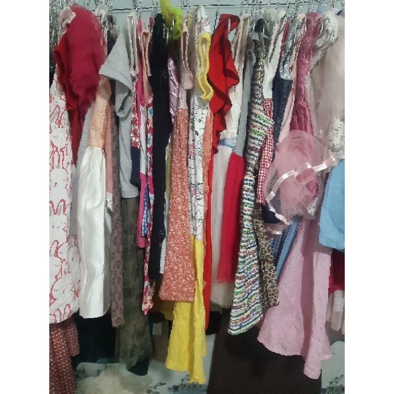 Đầm bé 2hand thanh lý