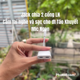 [CÓ MIC CHUYÊN PUBG]Jack chia 2 cổng LN cho đt Táo, vừa sạc vừa đeo tai nghe chân dẹt chuyên game