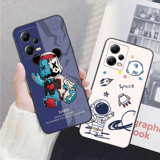 Ốp lưng Xiaomi POCO X5 5G / X5 PRO hình phi hành gia, Brown be@r , smile happy