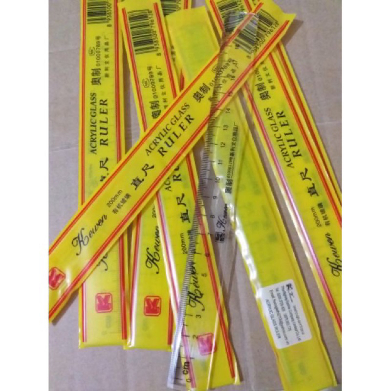 Thước kẻ 20cm cứng