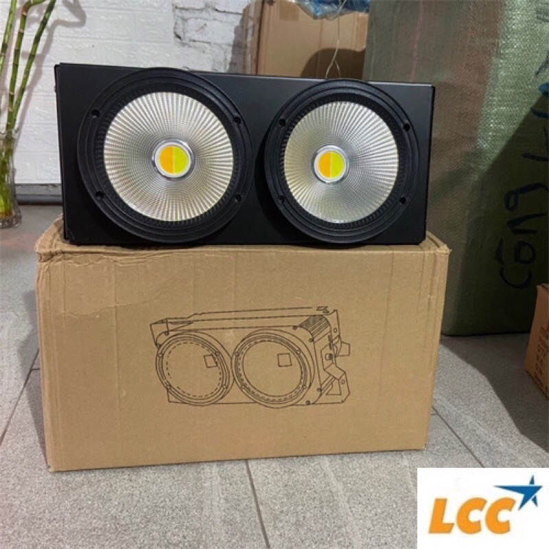 Đèn led blinder 200w