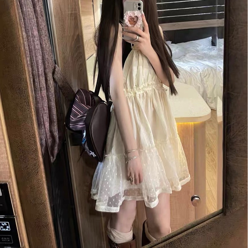 Đầm hở lưng cổ buộc dây eo dâ rút