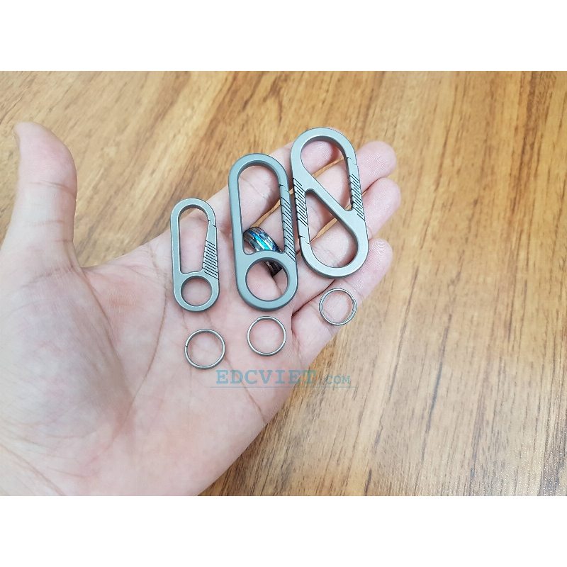 3 bộ móc khóa titanium