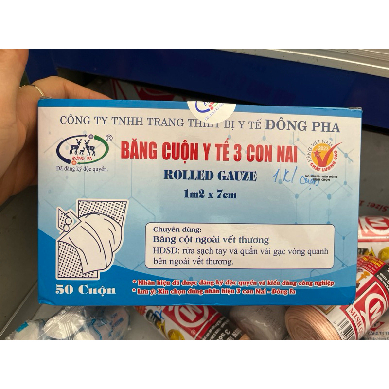 Gạc cuôn y tế Đông pha(gói5 cuộn)