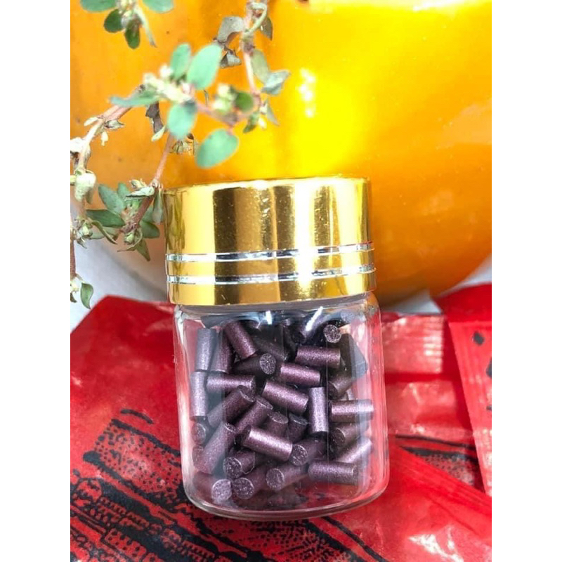 ĐÁ TÍM CỦA ÁO (1 lọ 50 viên)