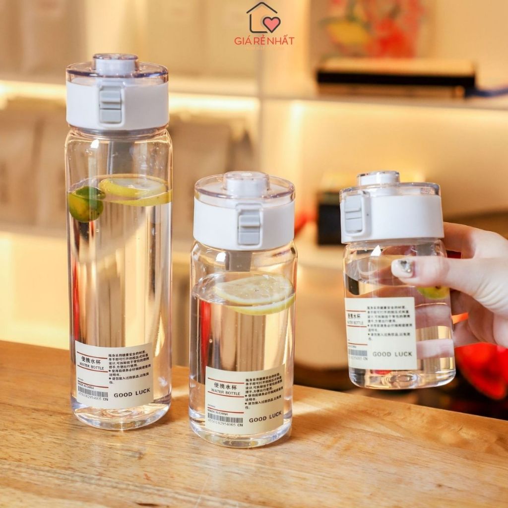 Bình Nước Nhựa Trong Muji Thể Thao 350ml, 550ml, 800ml Bằng Nhựa Có Nắp Đậy Quai Đeo Tiện Dụng