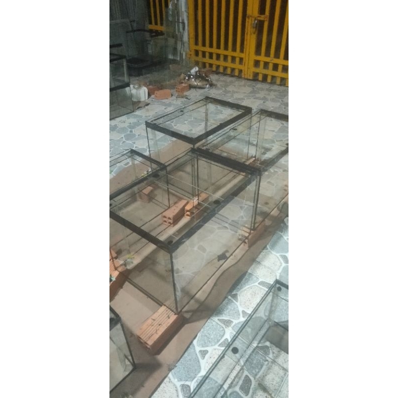60x40x40 full 8li( MVT mặt trước)kiềng viền ba keo đen