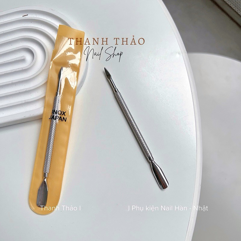 Cây đẩy da lấy khoé nail