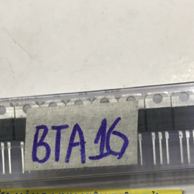 5 con Triac BTA16-600