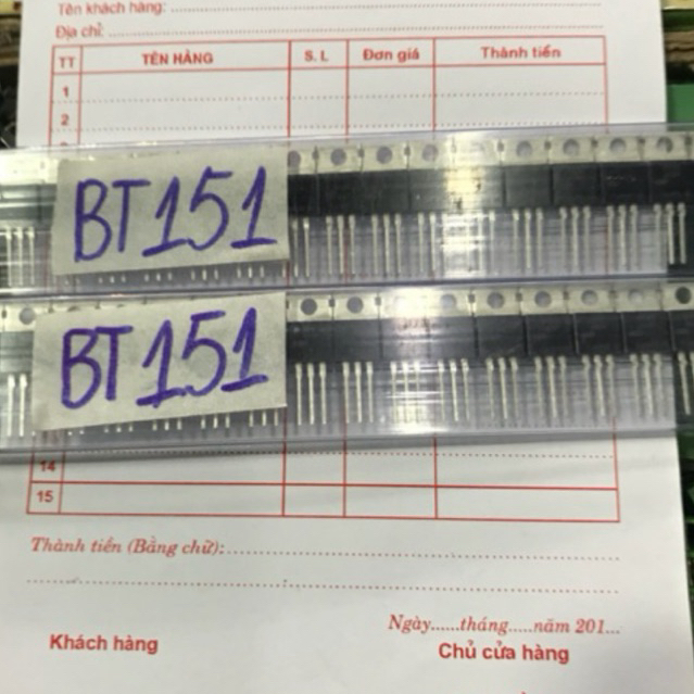 5 con Thyristor BT151