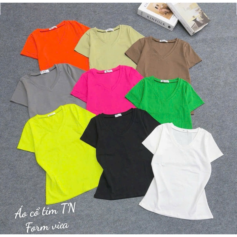 Áo thun trơn cổ tim phom ôm