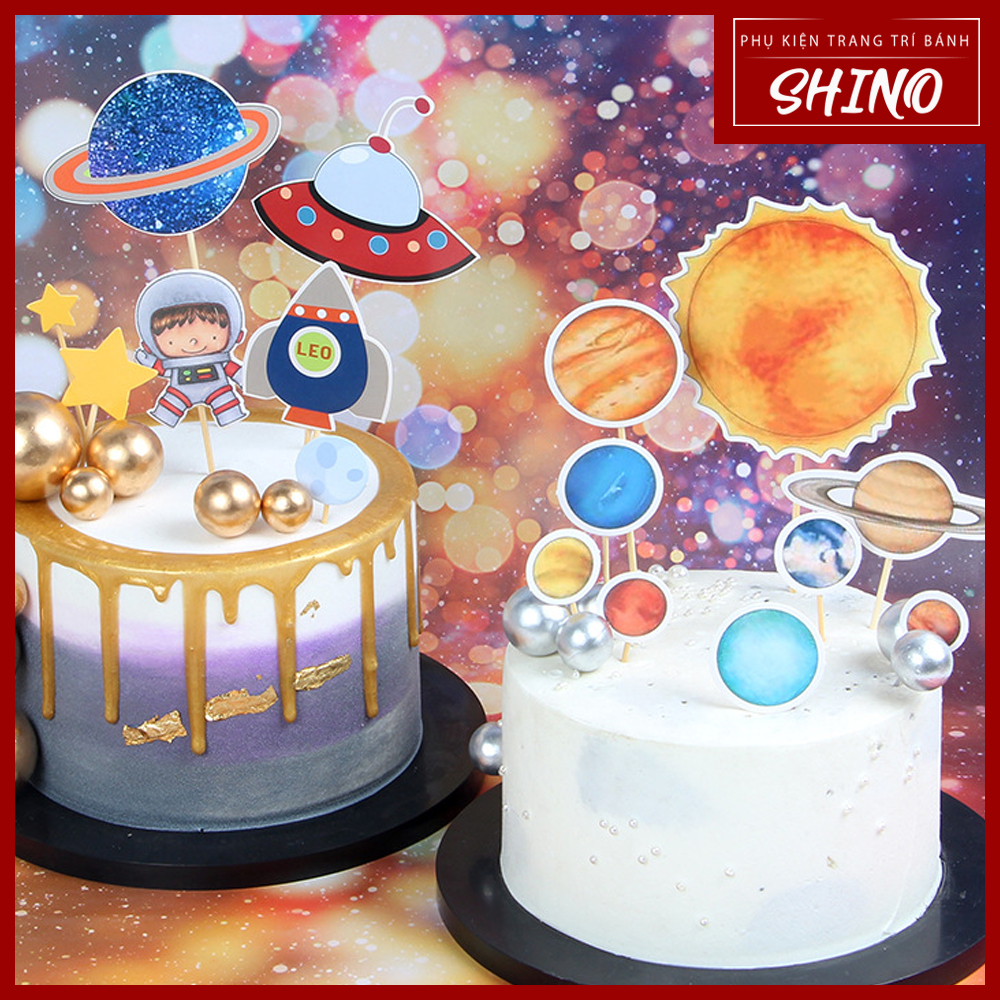 Set que cắm em bé phi hành gia