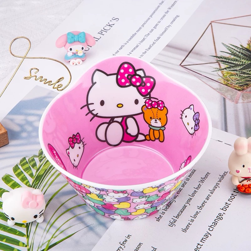 CHÉN NHÚ HELLO KITTY