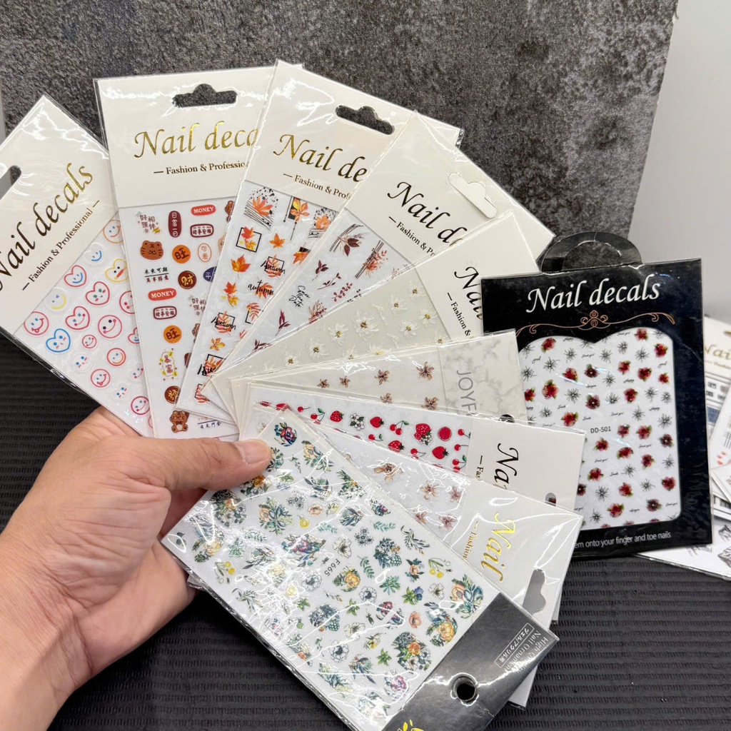 Sticker dán móng , miếng dán móng tay các mẫu đẹp