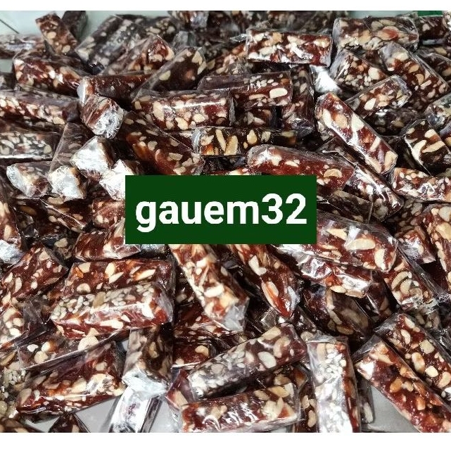 500g-KẸO CHUỐI MÈ GỪNG Ít Ngọt đậu phộng mè loại ngon