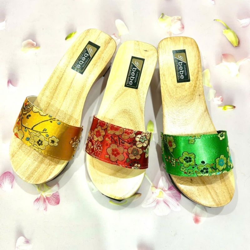 Guốc mộc guốc gỗ 5 phân quai gấm quai nhung