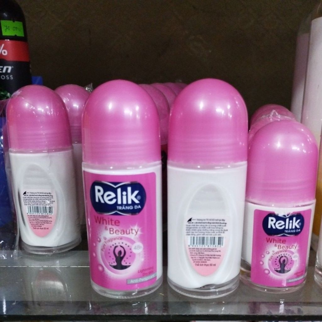 lăn khủ mùi Relik 50ml trang sang