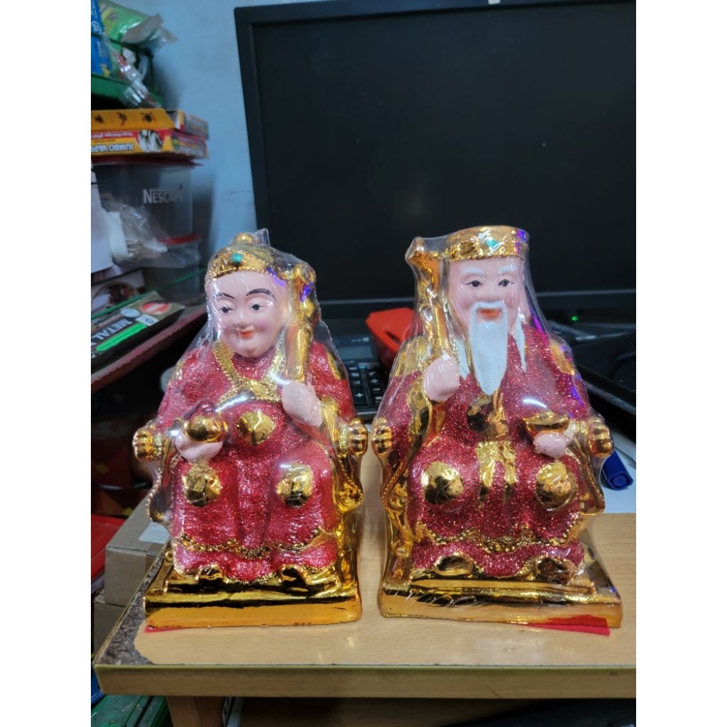 thổ địa ông bà đỏ