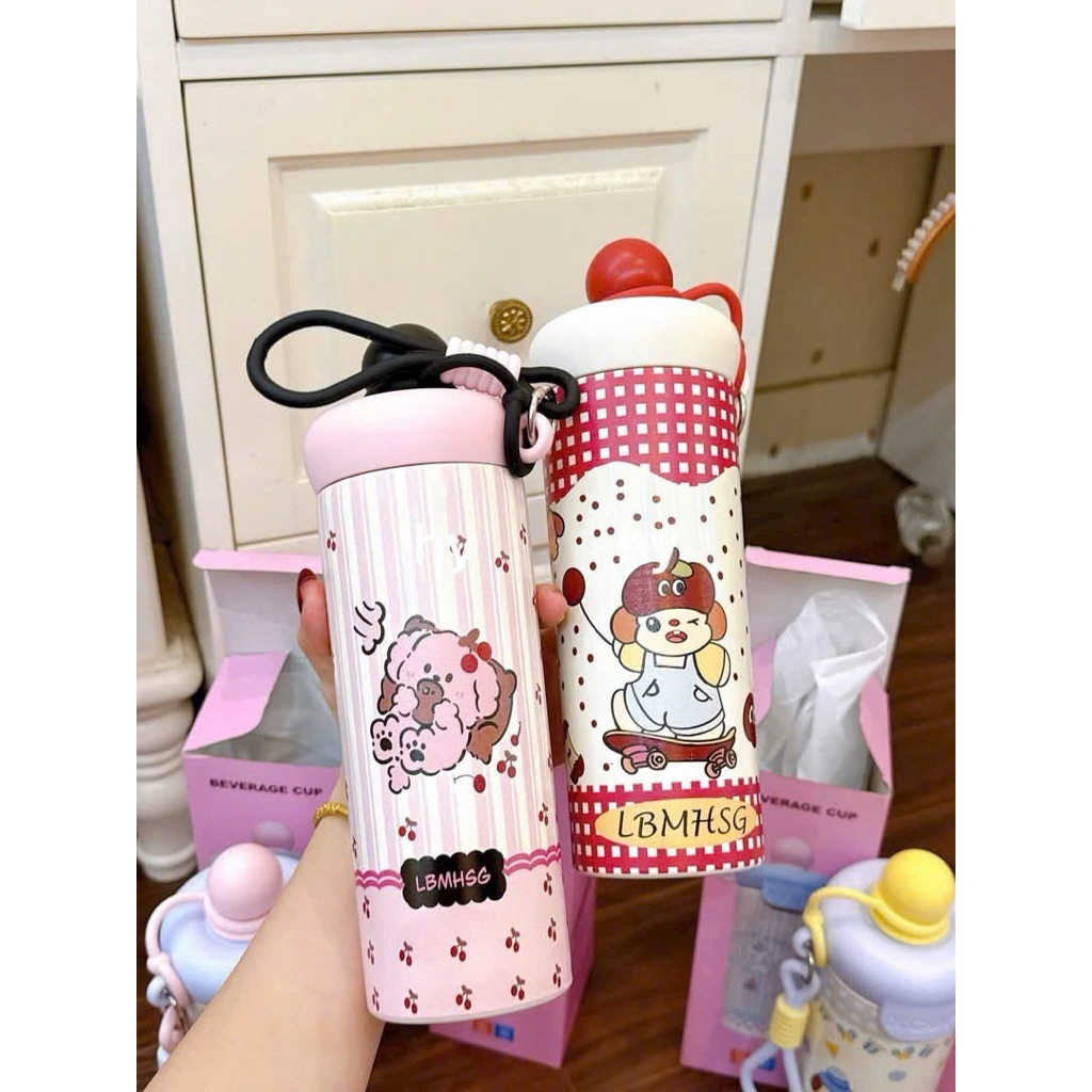 Bình Nước Xcup 600ml giữ nhiệt Cao Cấp, Họa Tiết Gấu Xinh Xắn, Dung Tích Lớn, Phù Hợp Đi Học Đi Làm
